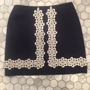 Lilly Pulitzer navy and white lace mini skirt